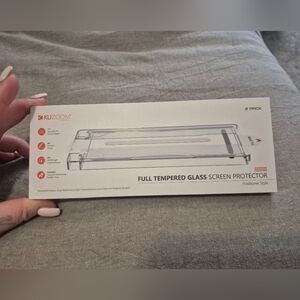 NIB KUZOOM 15pro Max Screen Protector (2-pack)